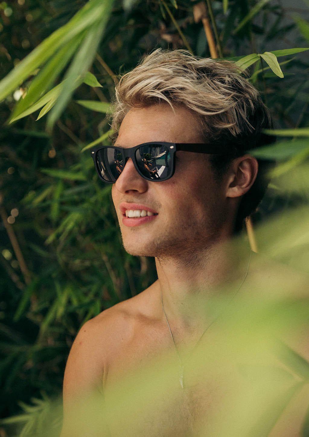 Eyewood Wayfarer Onyx Óculos de Sol Artesanais em Madeira com Detalhes em Jacarandá