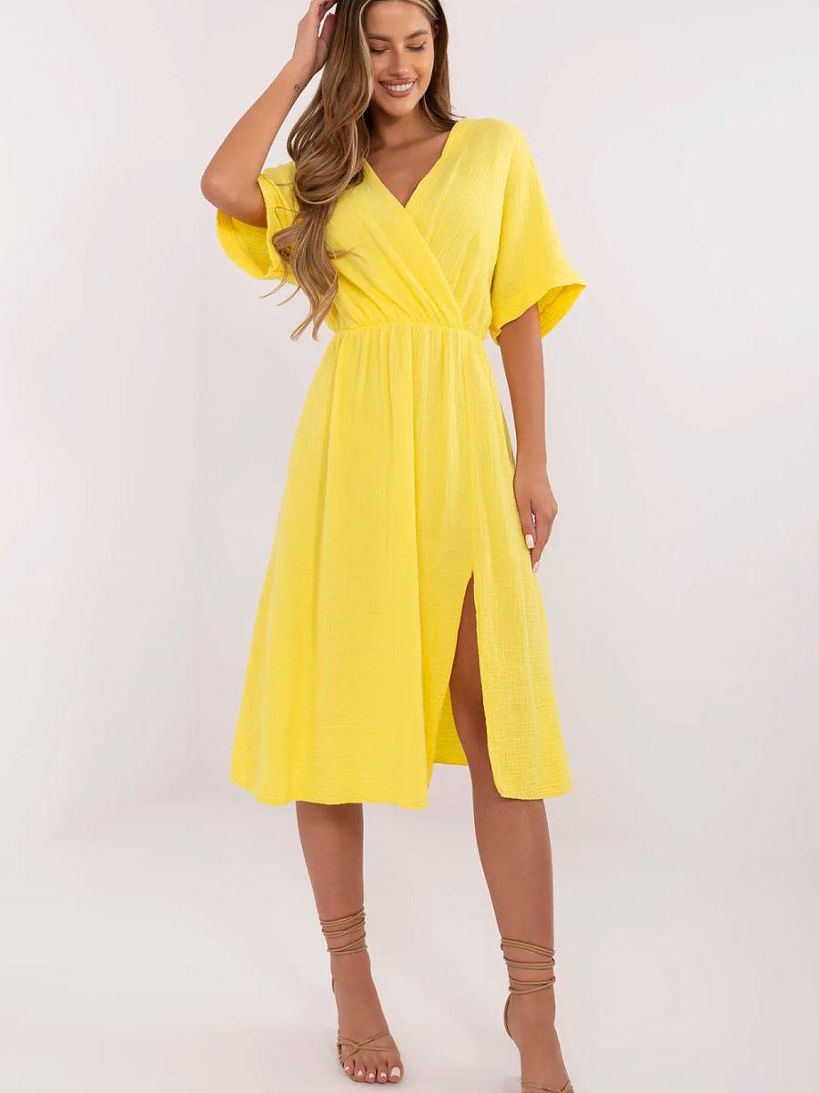 Vestido Daydress Modelo 213277 Italy Moda Em Muselina Respirável 100 Por Cento Algodão Silhueta Flare